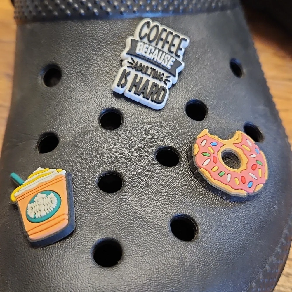 Black Crocs Size M6 W8
